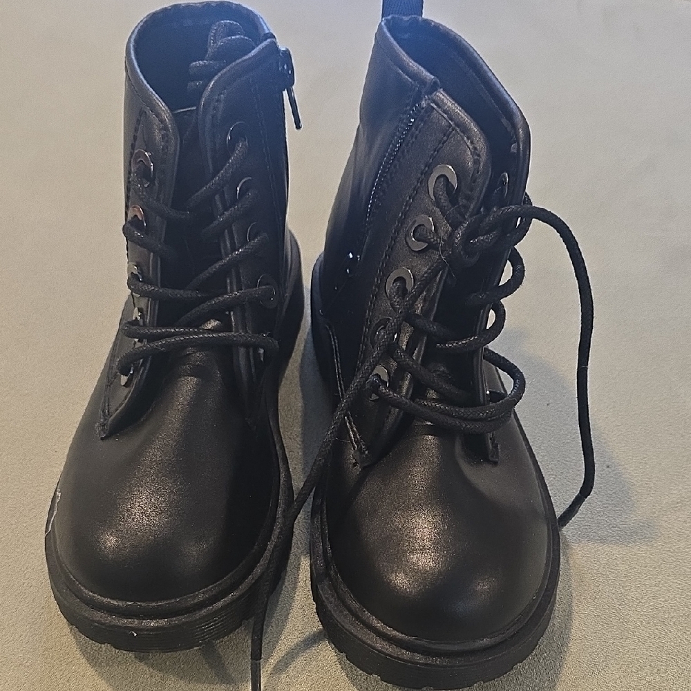 Kids Black Lace-Up Boots Steve MADDEN